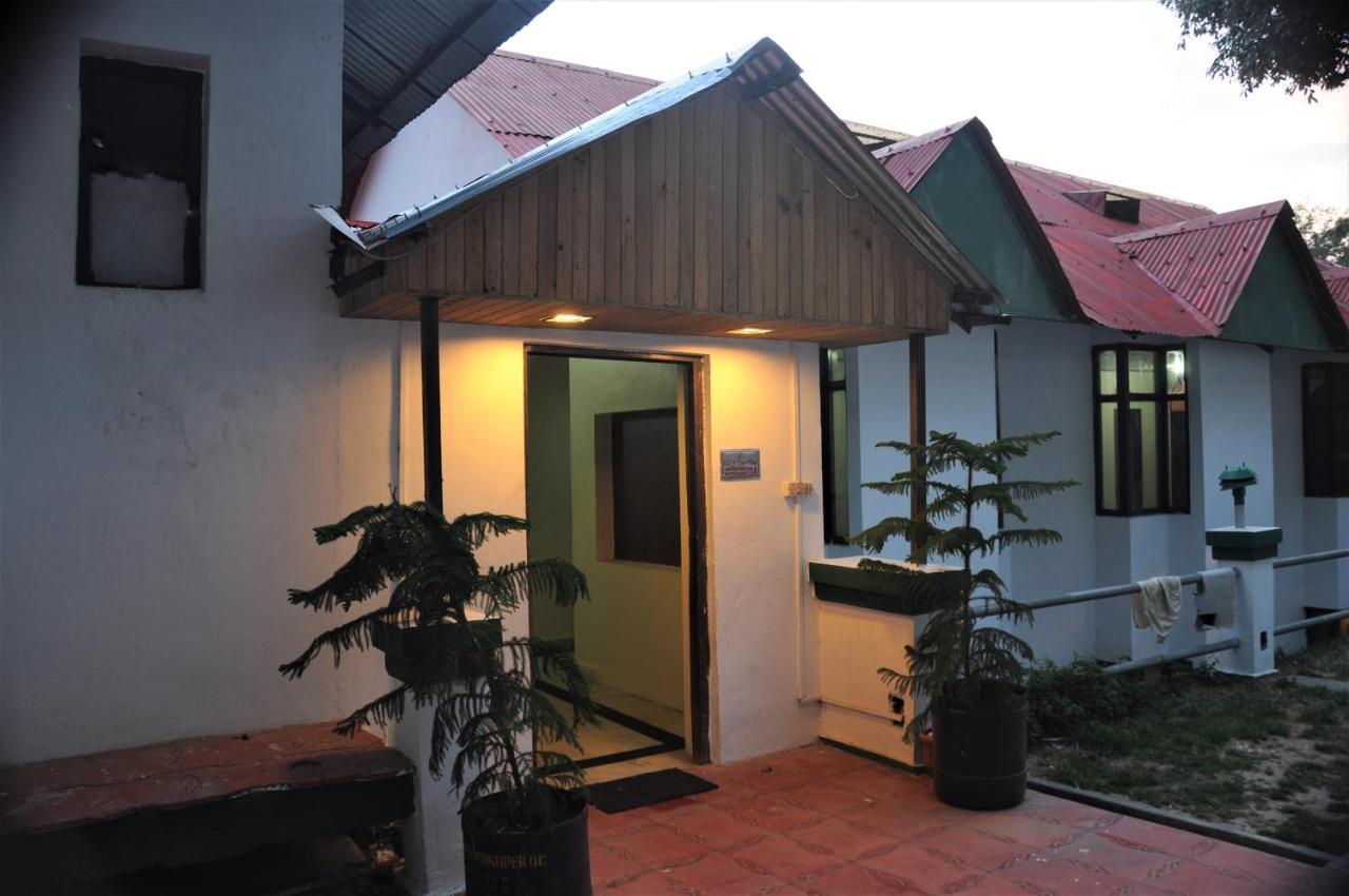 Vilasa Lall Ji Resort Dalhousie Ngoại thất bức ảnh